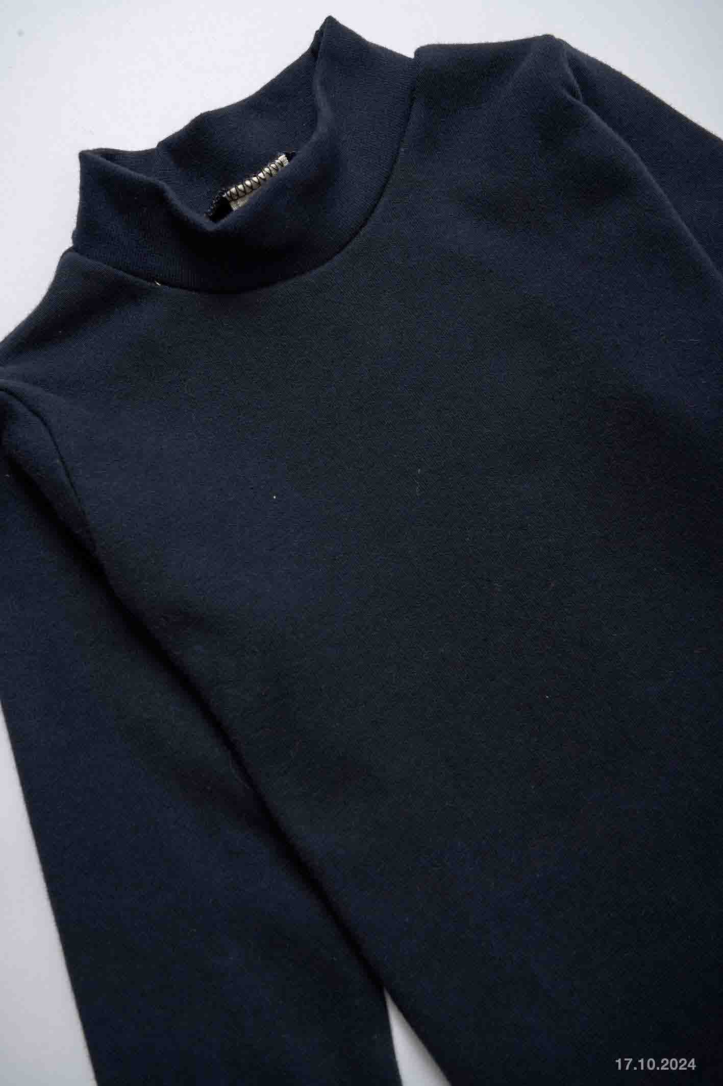 Polera negra Justo 1-3