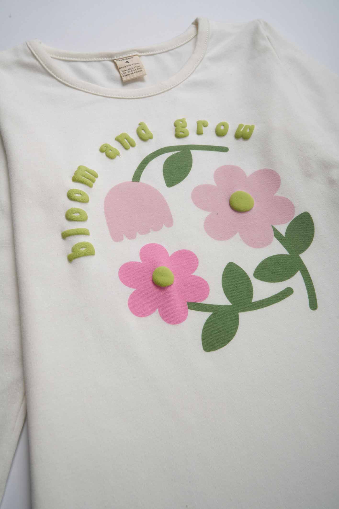 Remera estampada con flores de Cheeky