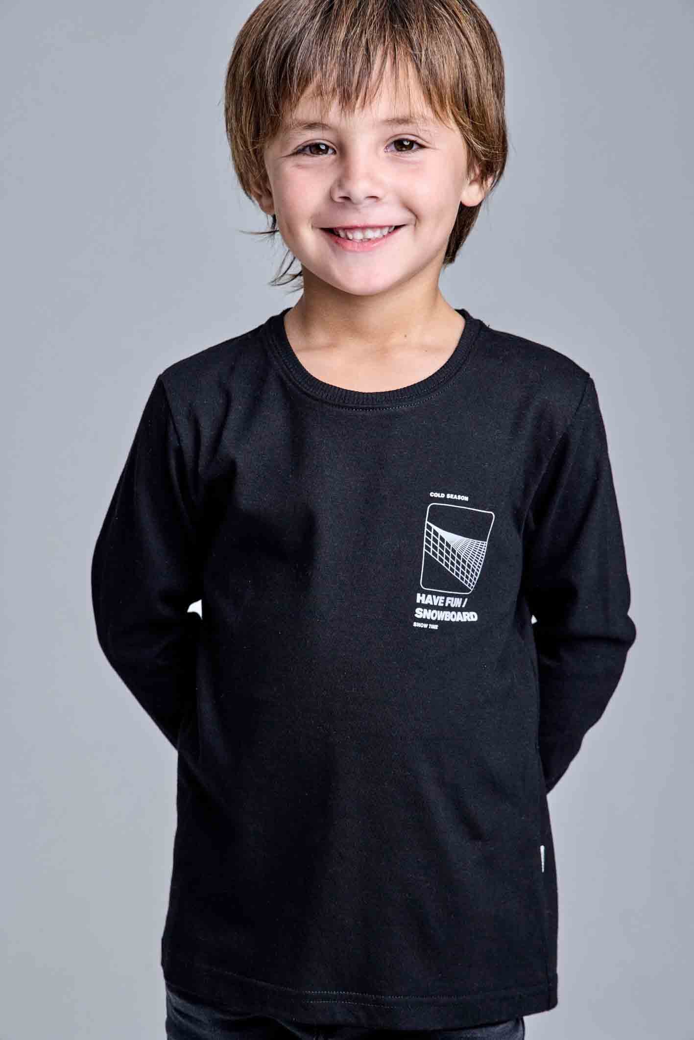 Remera manga larga negra Juan 4-14
