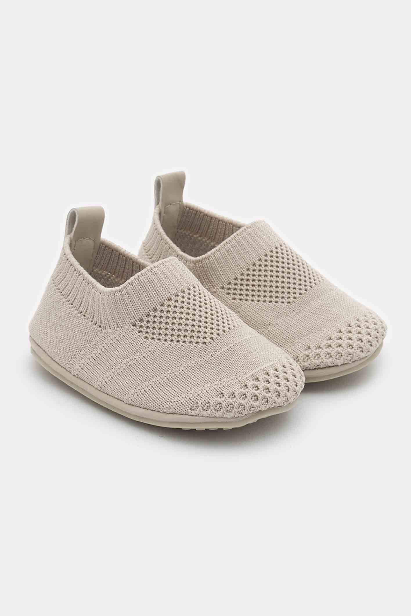 ZAPATILLAS PEKIN U 16-20